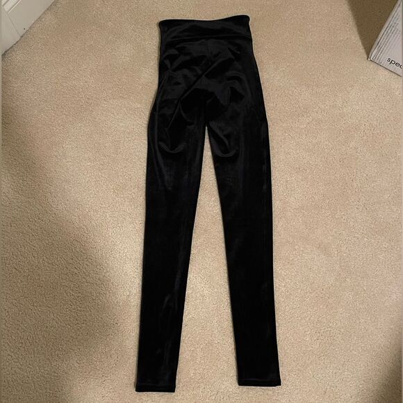 NWOT Spanx Black Velvet Leggings - Picture 7 of 9